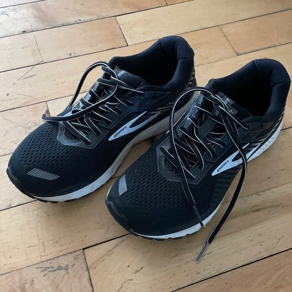 Brooks Ghost 12